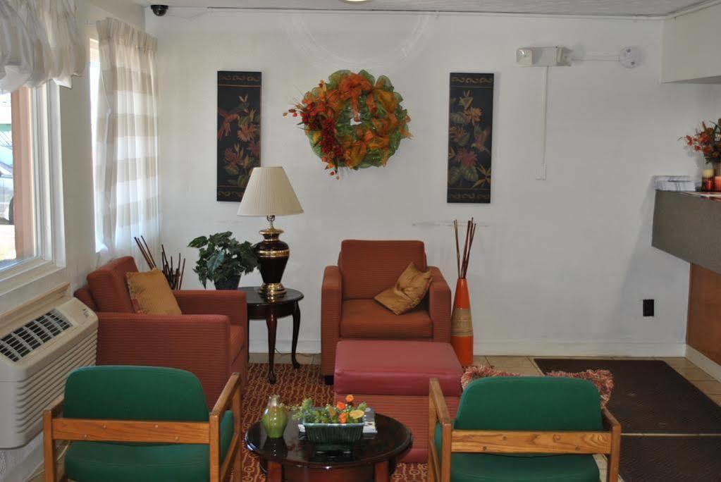 Studio 6 Suites Hurricane, Wv Екстериор снимка